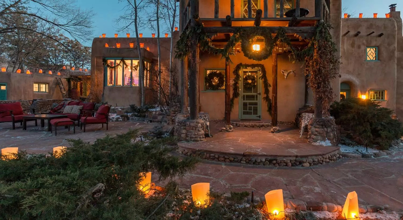Inn of the Turquoise Bear