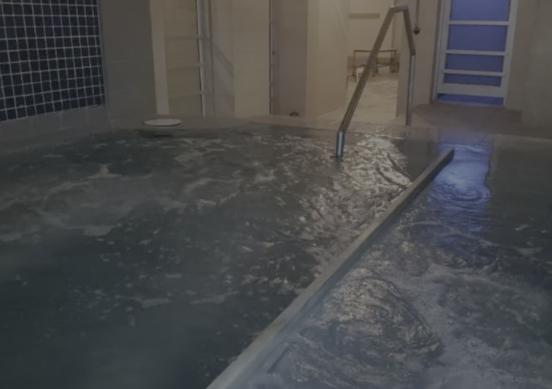 Bain Colonial Bath
