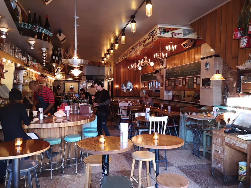 Majestique - Resto Bar